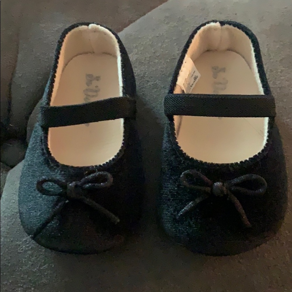 Black velvet flats